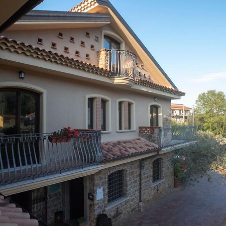 La Ginestra Hotel Castel San Lorenzo Ngoại thất bức ảnh