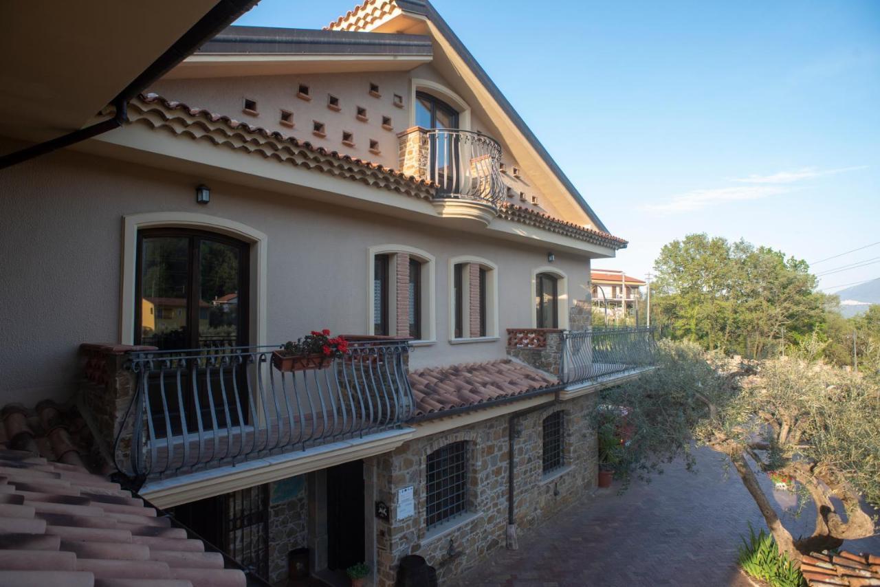 La Ginestra Hotel Castel San Lorenzo Ngoại thất bức ảnh