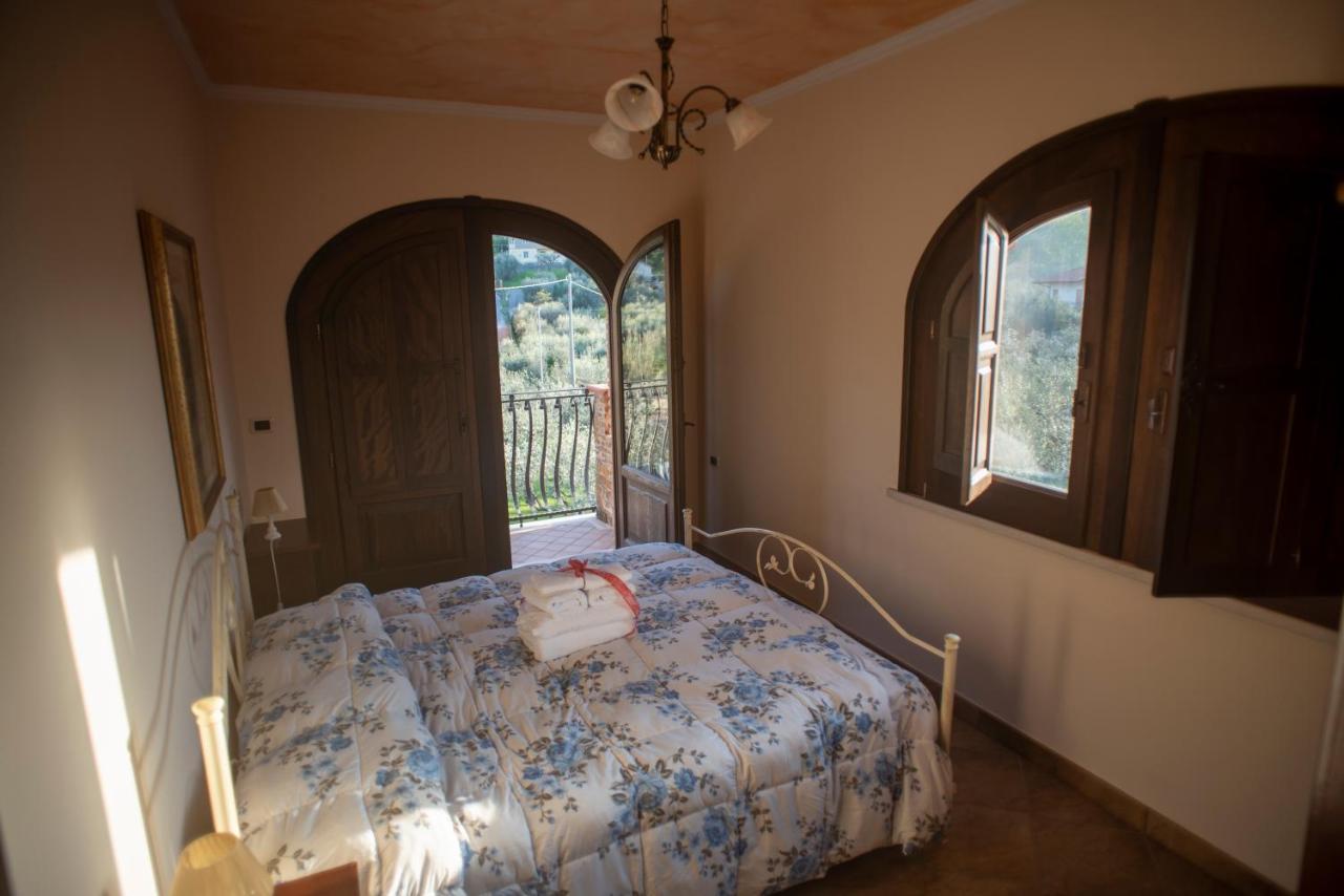 La Ginestra Hotel Castel San Lorenzo Ngoại thất bức ảnh