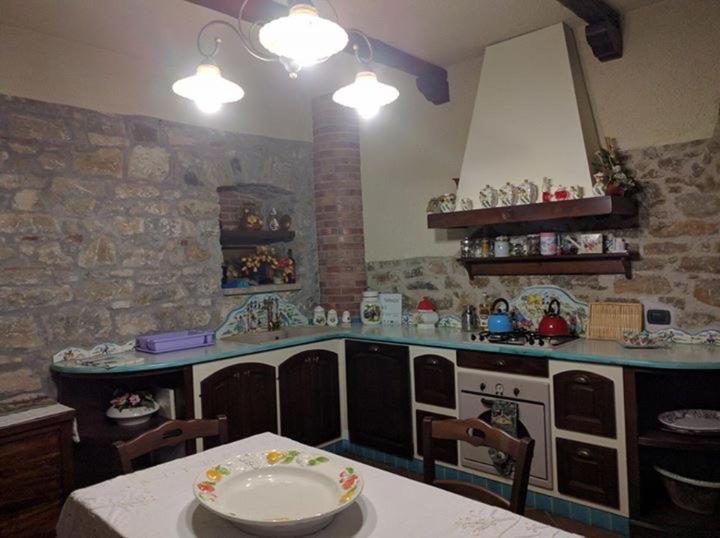 La Ginestra Hotel Castel San Lorenzo Ngoại thất bức ảnh