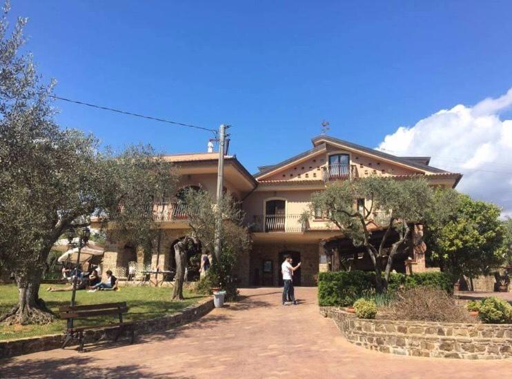 La Ginestra Hotel Castel San Lorenzo Ngoại thất bức ảnh