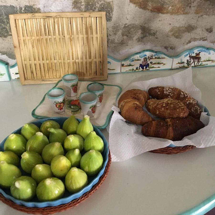 La Ginestra Hotel Castel San Lorenzo Ngoại thất bức ảnh